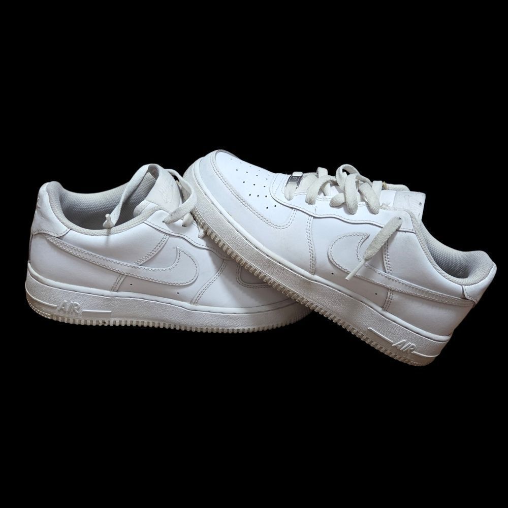 Nike Air Force One Low Top White Sneakers